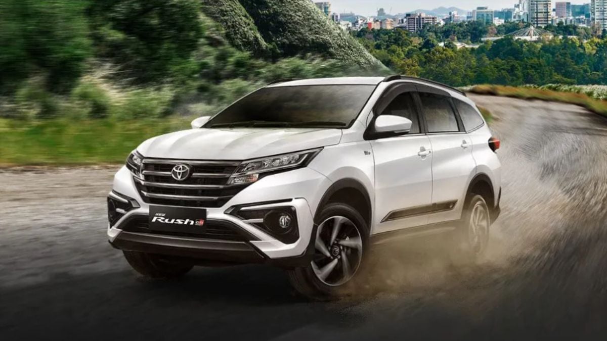 Memilih Toyota Rush: Perjalanan Membeli Mobil Keluarga Idaman Bersama Adira Finance