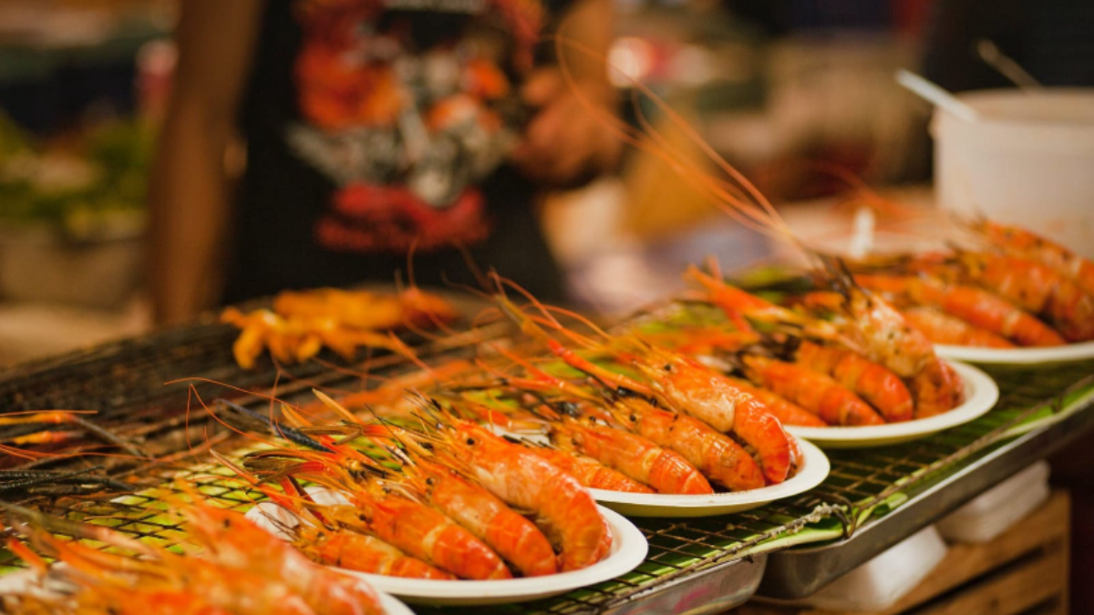 Rekomendasi 12 Tempat Makan Seafood Di Bandung Yang Enaknya Kebangetan ...