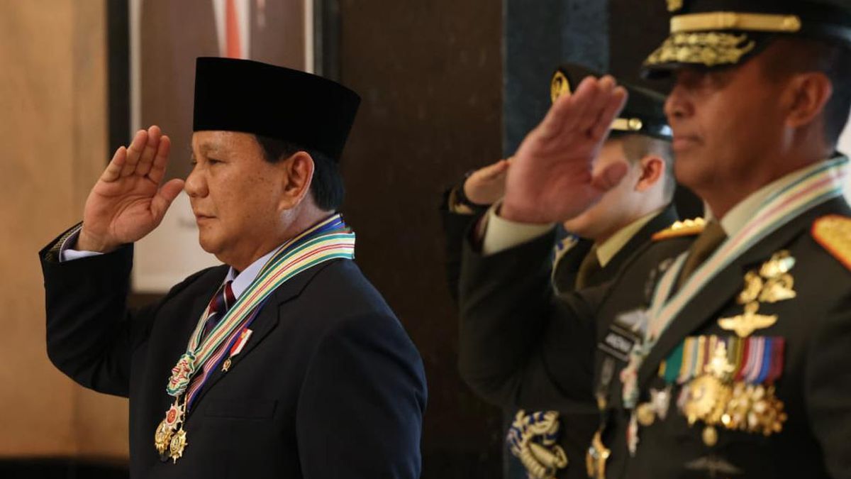 LETNAN JENDERAL Prabowo Subianto Menerima Kenaikan Pangkat Dari ...