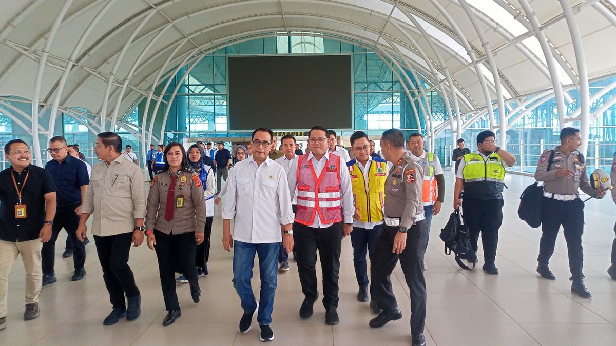 Jelang Arus Mudik Lebaran 2024, Menhub Budi Karya Tinjau Kesiapan ...