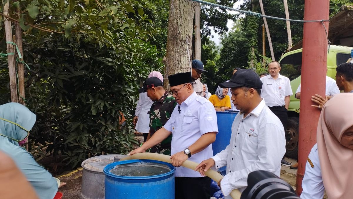 Wali Kota Cilegon Fasilitasi Kebutuhan Air Warga Cisuruh Pulomerak Helldy Agustian Nanti 9688