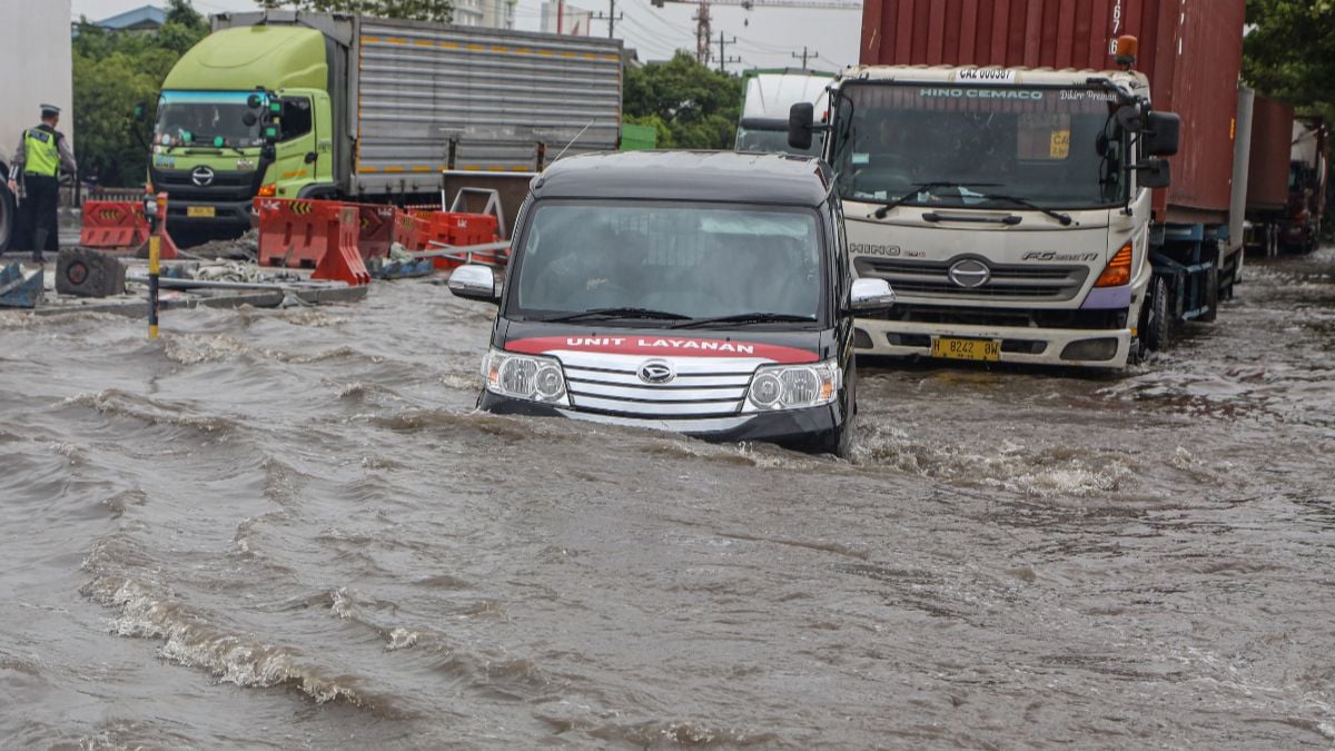 Semarang Dikepung Banjir Akibat Cuaca Ekstrem, Sampai Kapan Ini Terjadi?