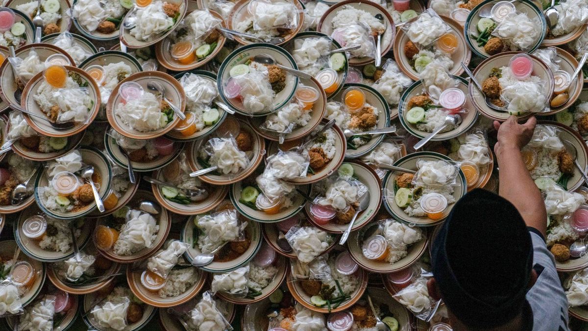Meriahnya Kampoeng Ramadhan Jogokariyan, Sediakan 3.500 Porsi Makanan untuk Berbuka