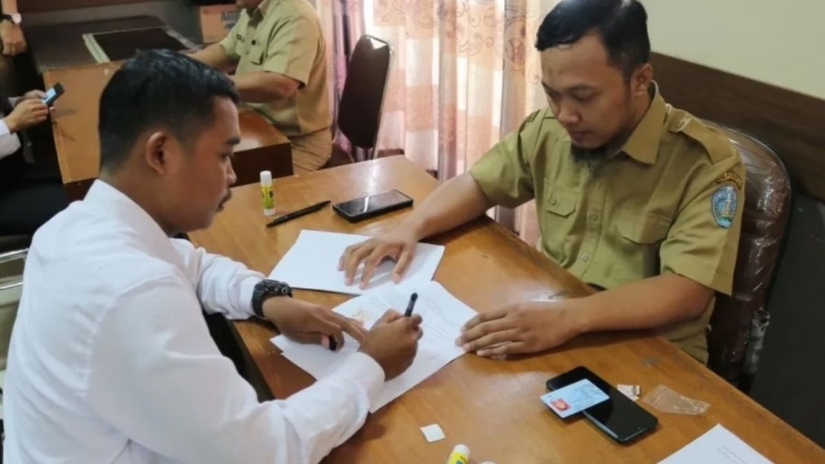 Tenaga PPPK Lolos Seleksi Rekrutmen 2023 Tanda Tangani Kontrak ...