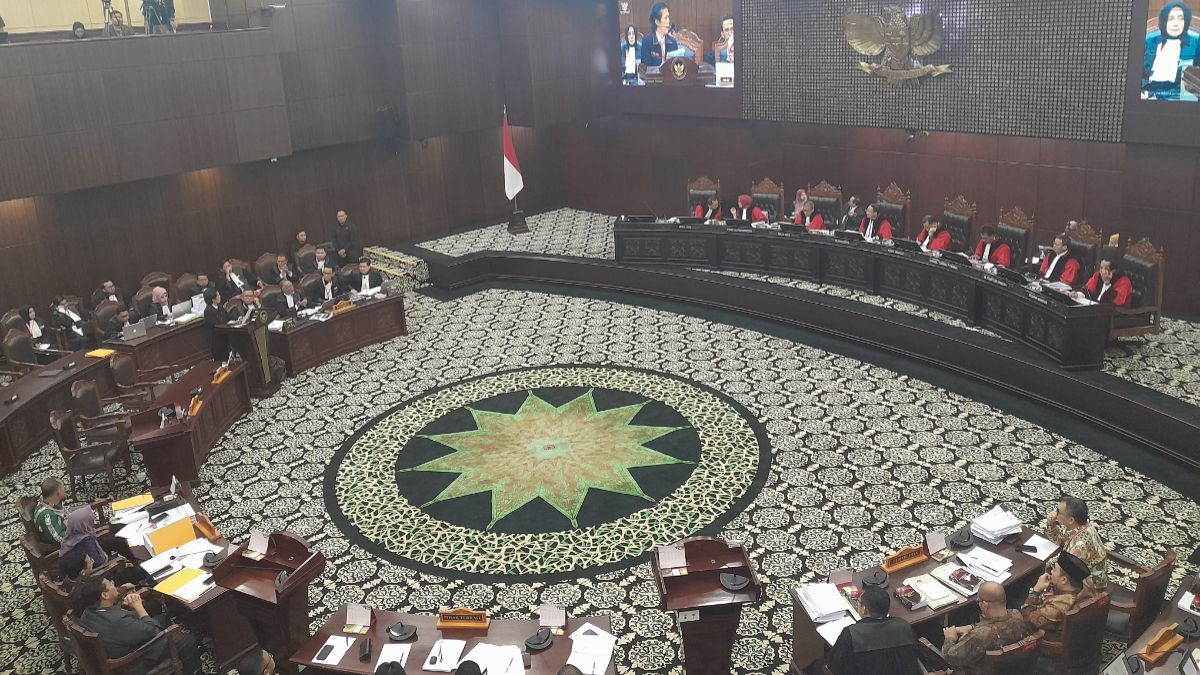 Deretan Saksi dan Ahli Timnas AMIN di Sidang MK Hari Ini, Bambang Eka Cahya hingga Faisal Basri