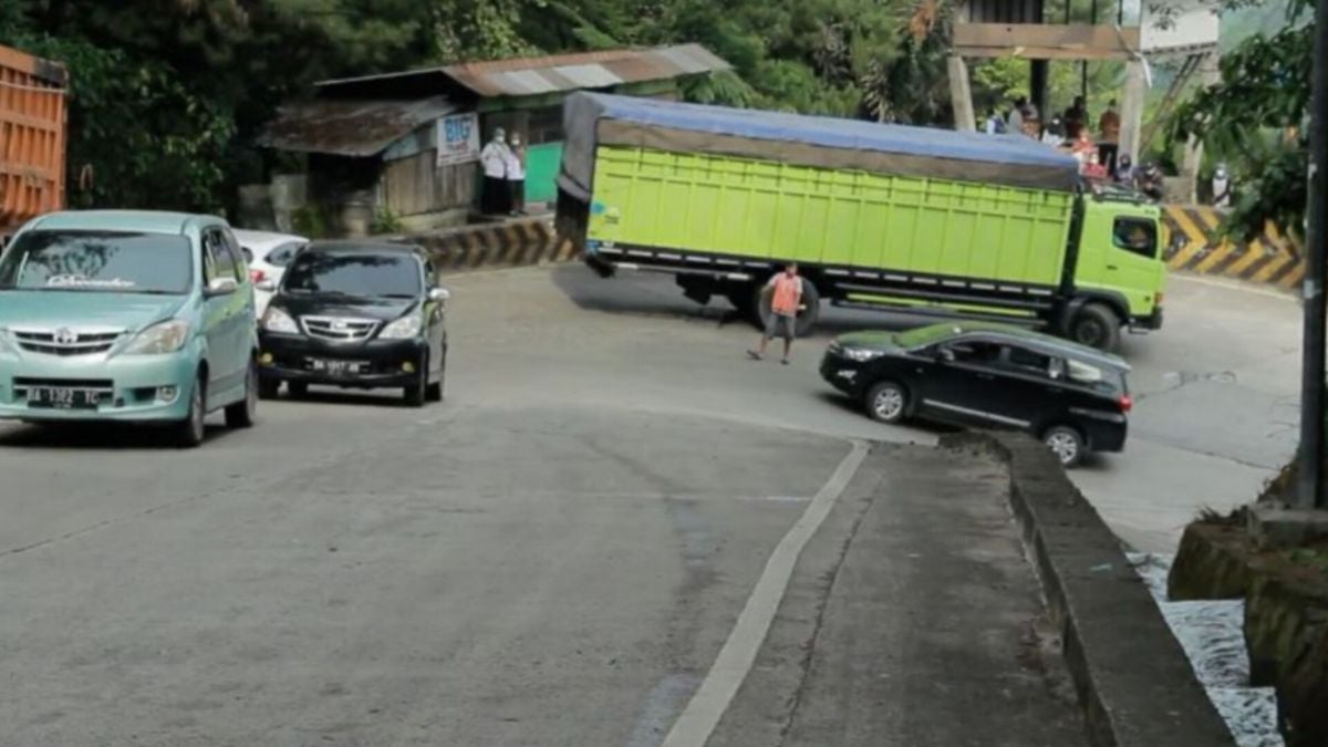 Polisi Larang Kendaraan Sumbu Tiga Atau Lebih Melintas Saat Mudik ...