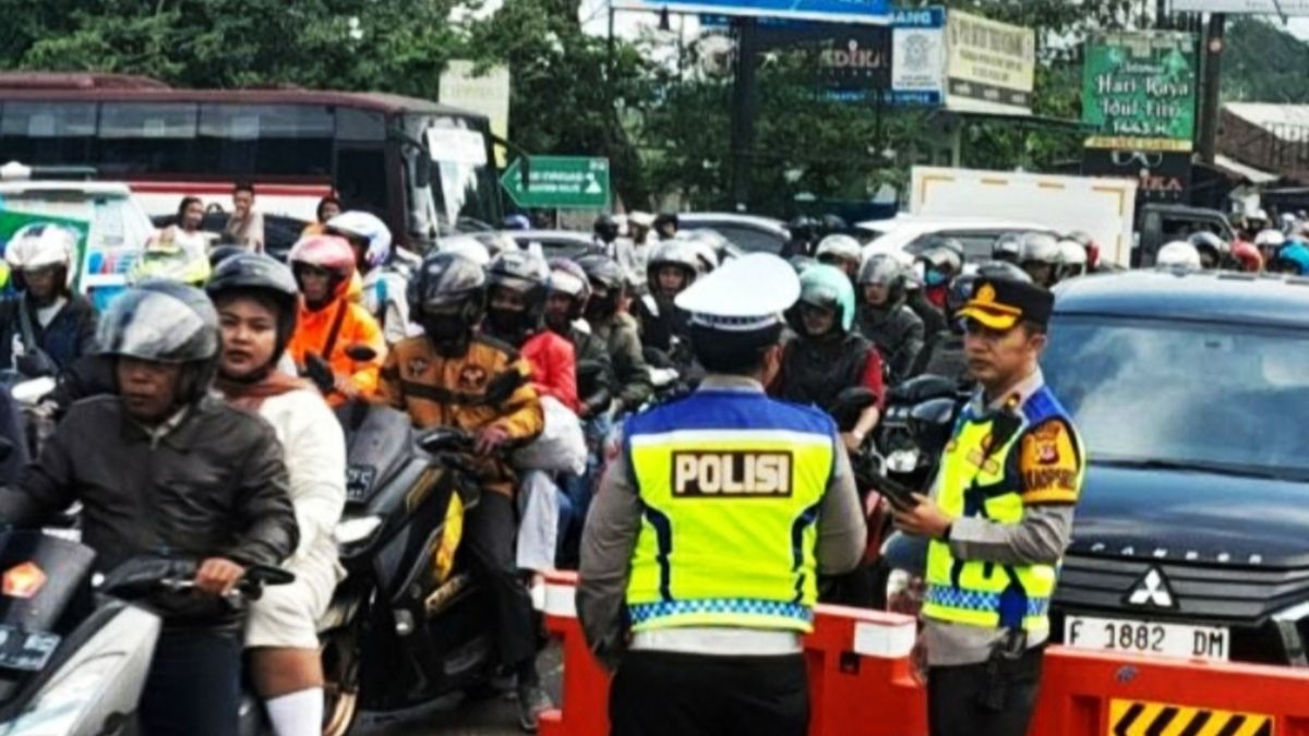 Kepadatan Arus Balik Lebaran Di 2 Jalur Utama Garut Tak Terhindari Polisi Ingatkan Pemudik