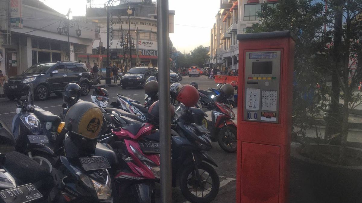 Juru Parkir Liar yang Pasang Tarif Rp150 Ribu Ternyata Mencuri Barang Berharga Pengunjung Masjid Istiqlal