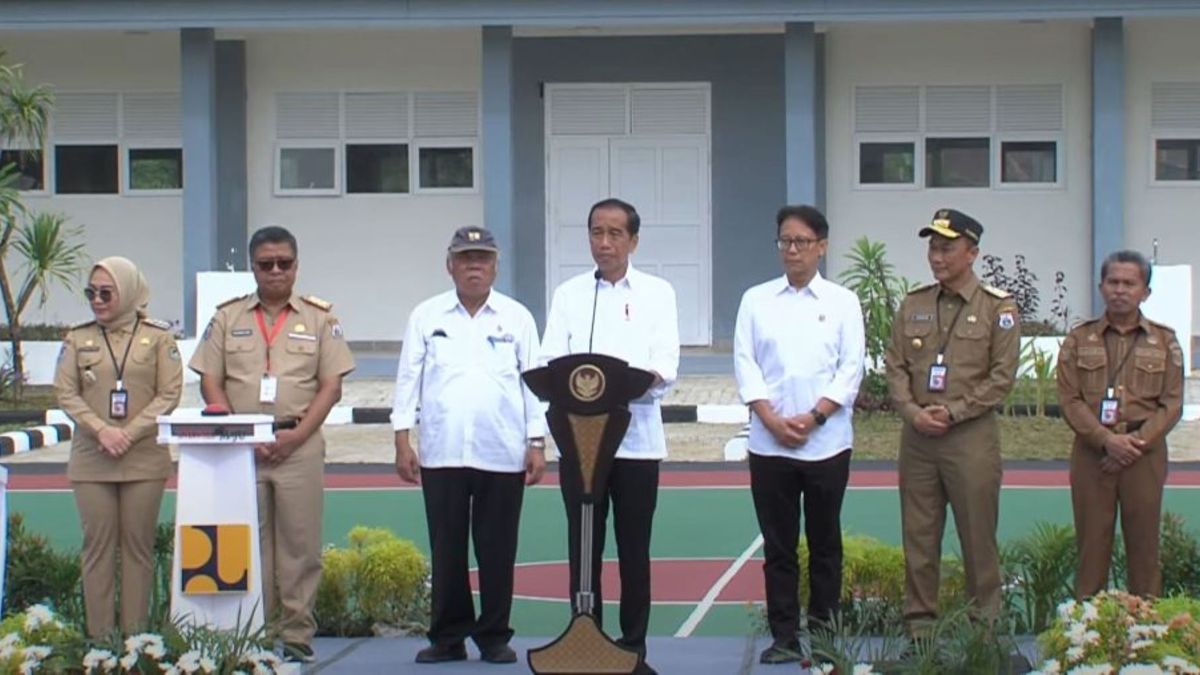 Presiden Jokowi Resmikan Rekonstruksi 147 Bangunan Pascagempa Di ...