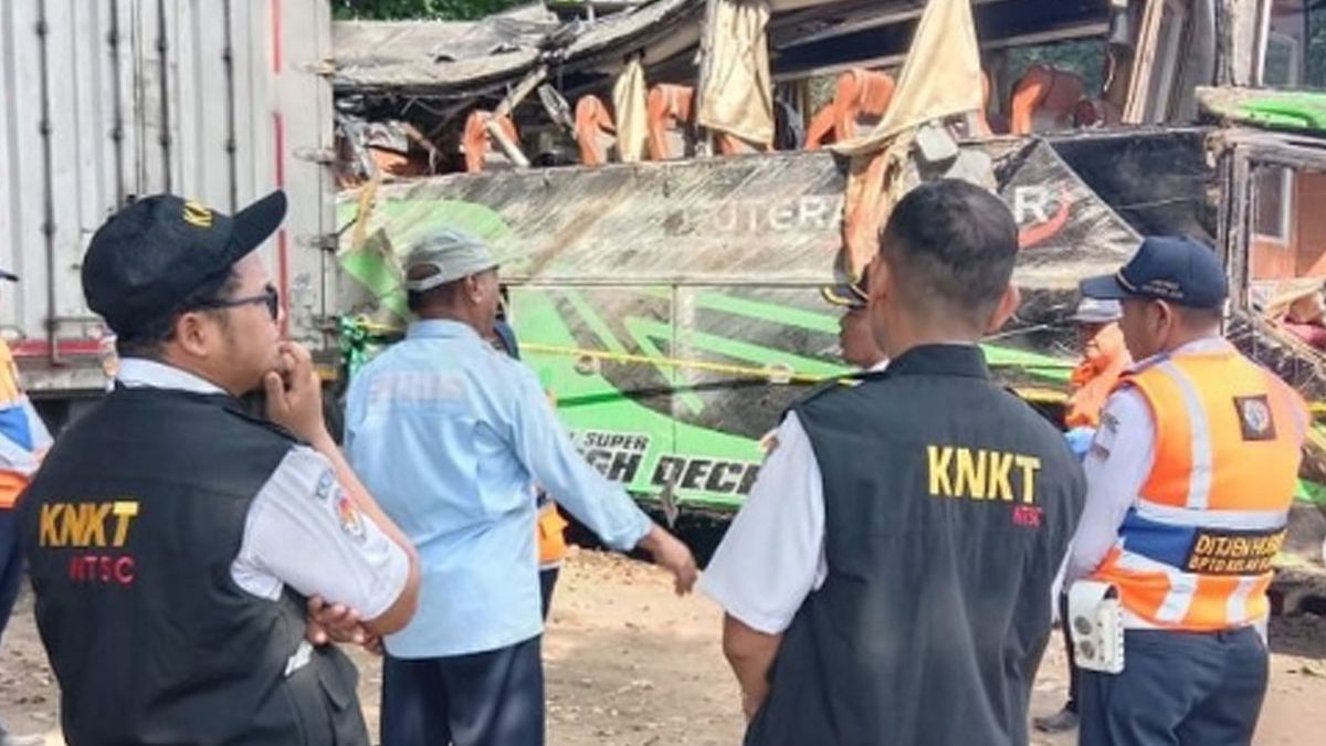 Kecelakaan Bus Di Ciater: Sopir Bus Trans Putra Fajar Jadi Tersangka ...