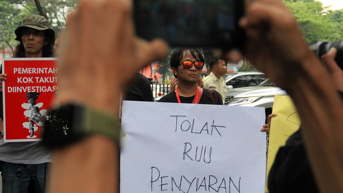 Dewan Pers Tolak RUU Penyiaran, Larangan Jurnalisme Investigasi Renggut Kemerdekaan Pers