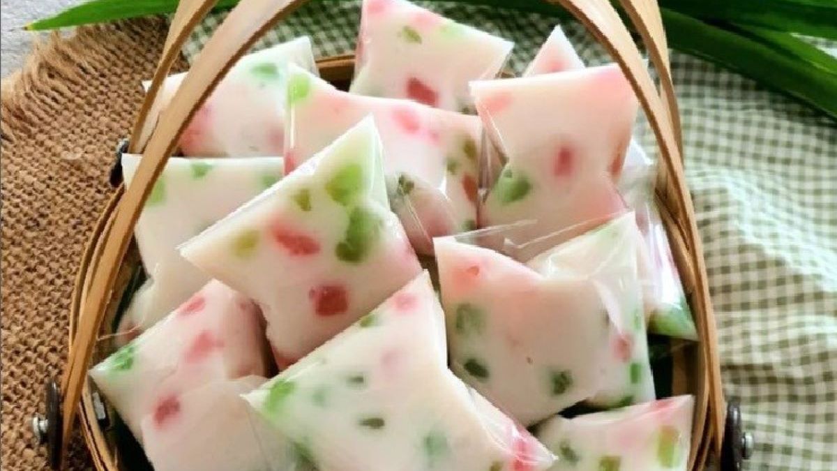 Jajanan Tradisional Cente Manis: Gurihnya Rempah dan Manisnya Kehangatan