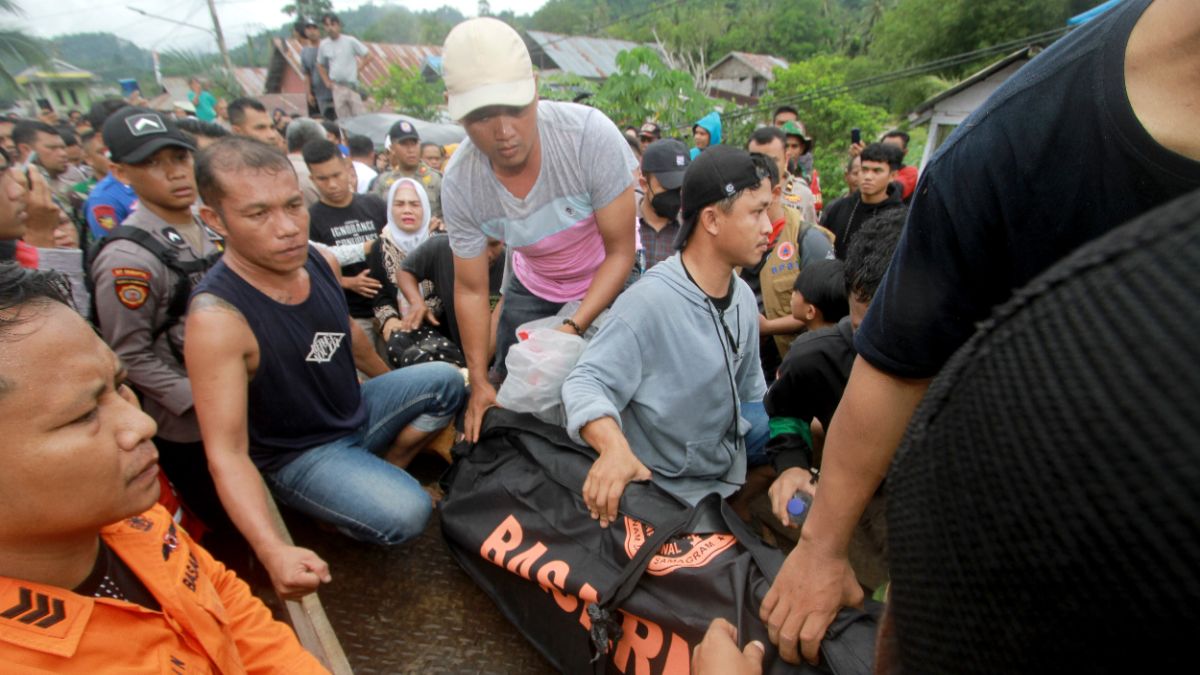 33 People Are Still Missing Due Gorontalo Landslide: Fragile Mine, Once Closed, Residents Still Ignorant