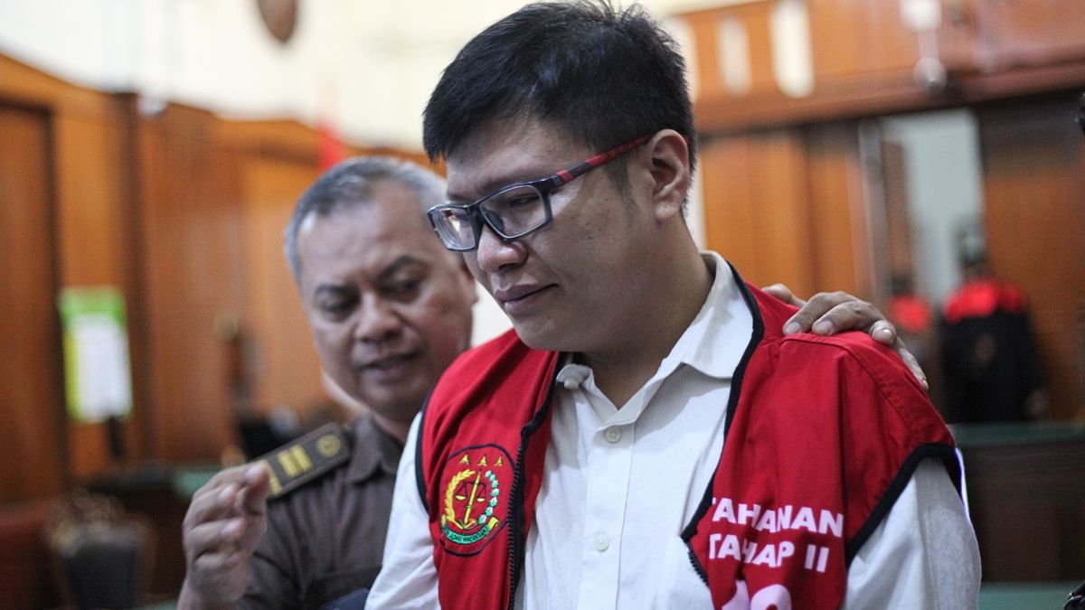 Gregorius Ronald Tannur Menangis usai Divonis Bebas: Tuhan Sudah Membuktikan