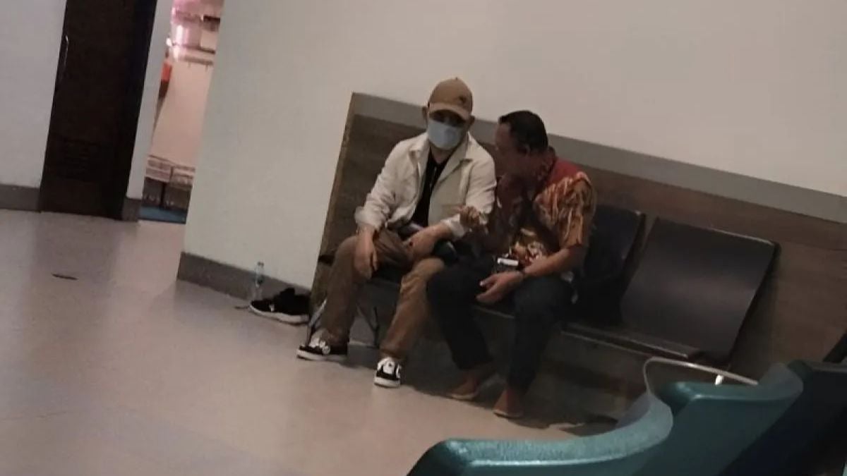 Ujang Iskandar Jadi Tersangka Korupsi, Langsung Diciduk di Bandara saat Baru Tiba dari Vietnam