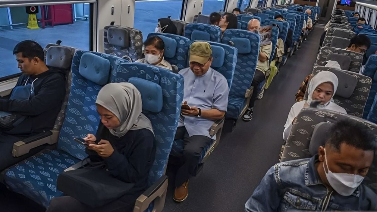 Bantal Canggih Kereta Cepat Whoosh Dicuri, Pelaku Terekam 44 CCTV