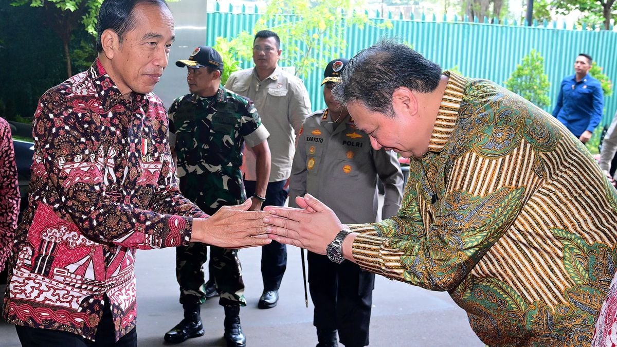 Spekulasi Di Balik Mundurnya Airlangga Hartarto Sebagai Ketua Umum ...