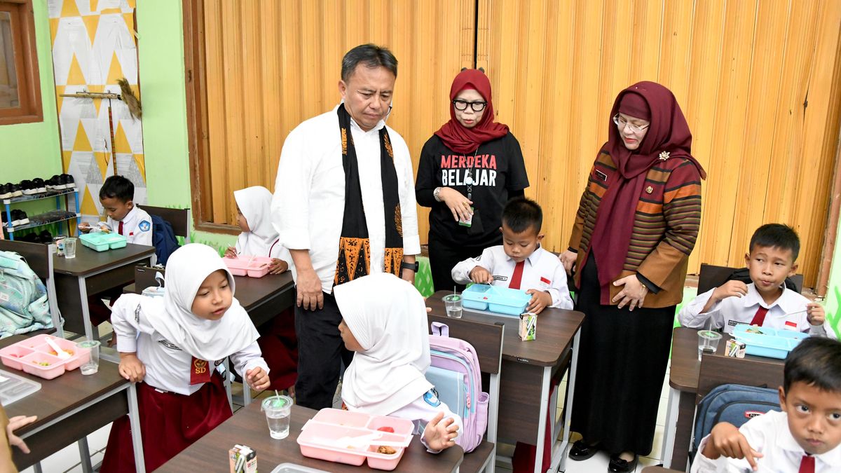 Menuju Generasi Sehat dan Cerdas: Uji Coba Makan Siang Bergizi di Trenggalek