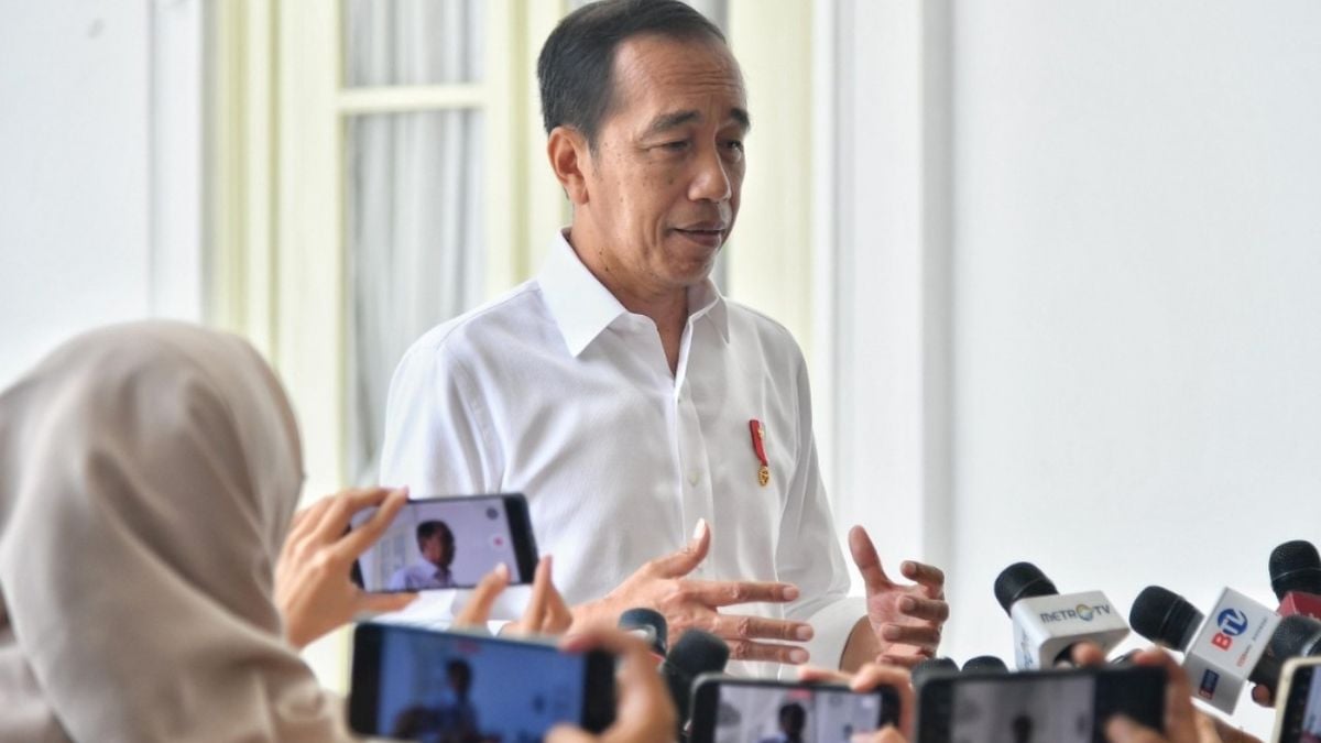 Relawan Pasbata Jokowi Desak Polri Tangkap Roy Suryo Pesawaran Inside