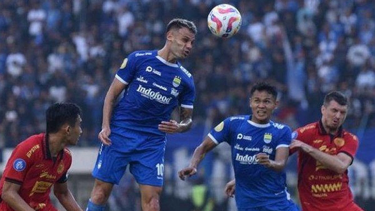 Persib Bandung Taklukkan Persebaya! Naik ke Peringkat Kedua Klasemen