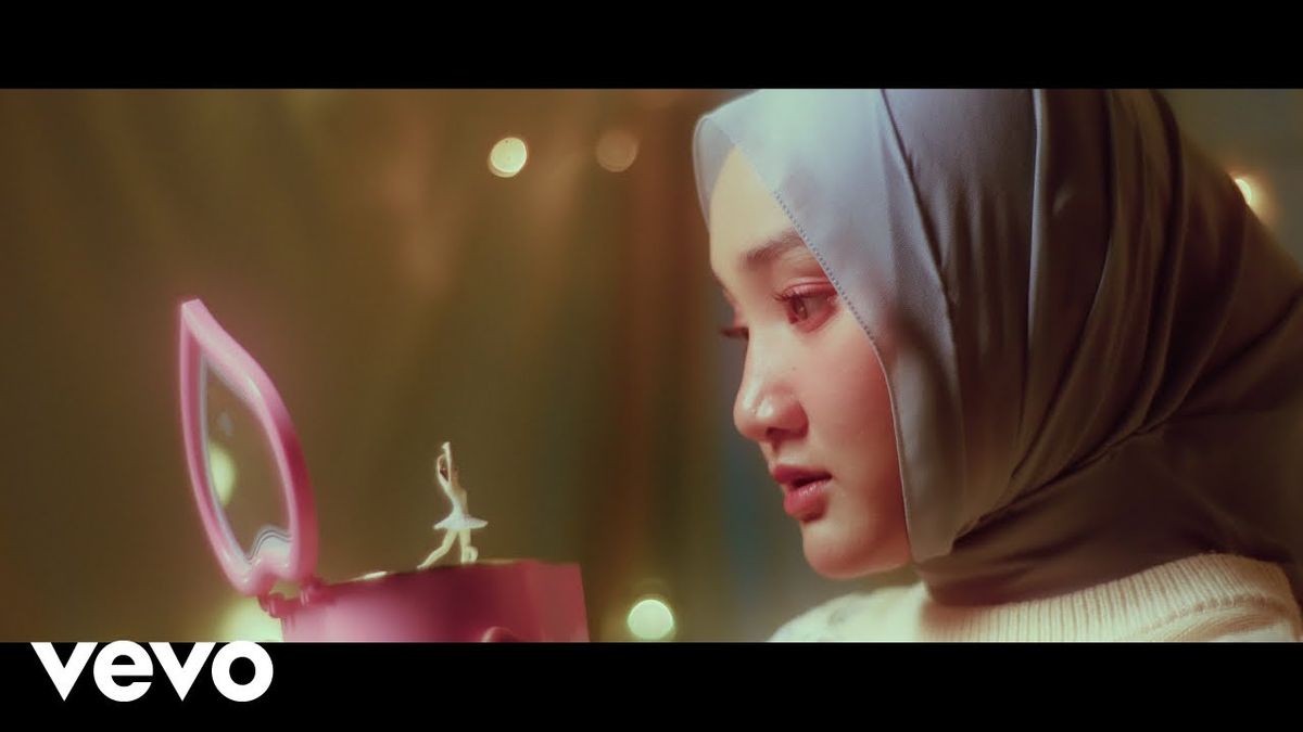 Lirik Lagu Single Terbaru Dari Fatin ‘Kita Sama Sama Tau’ - Utara Times