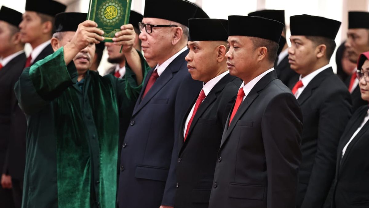 Maksimalkan Kinerja Pemprov Sumut Agus Fatoni Lakukan Rotasi Dan Lantik Asn Tekankan