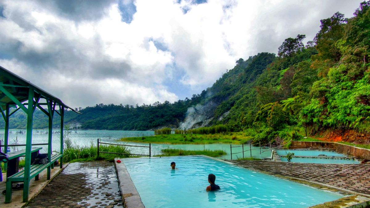 wisata air panas garut