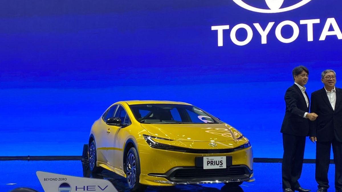 Toyota Tampilkan Inovasi Terbaru Di Giias All New Prius Hev Dan