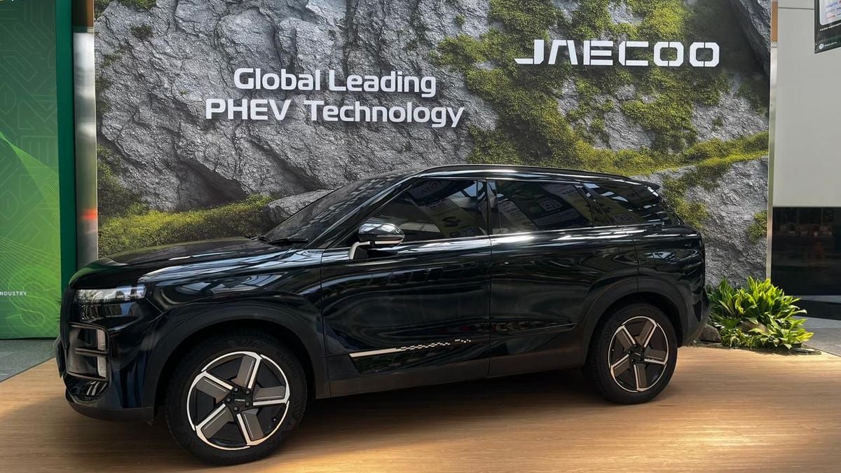 Jaecoo Mencuri Perhatian di AIGIS 2025 dengan Teknologi Super Hybrid yang Canggih