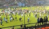 Berhasil Selamat, Suporter Arema FC Beberkan Kronologi Kerusuhan di Stadion Kanjuruhan yang Menelan Korban