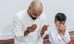 Doa Minta Kesembuhan untuk Anak dalam Islam, Lengkap Beserta Artinya