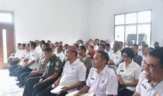 Wakil Bupati Kabupaten Manggarai Ingatkan para Kepala Desa untuk Bijak Menggunakan Dana Desa