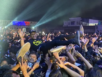 Flower City Fest 2023, DT09 dan Morfem Bikin Bandung Kembali Jadi Lautan Api