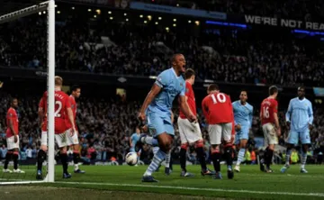 Momen gol Vincent Kompany saat Derby Manchester musim 2011/2012./X/ @bernardooooV3