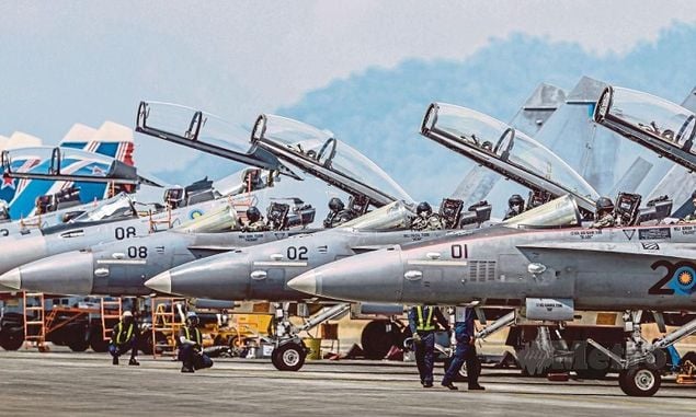 Menhan Indonesia Pernah Dibuat Khawatir dengan Keberadaan F-18 Hornet dan Su-30 AU Malaysia