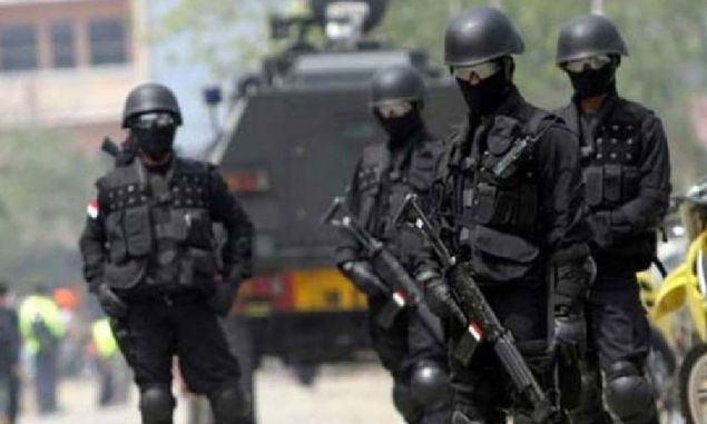 Densus 88 Antiteror Tangkap 3 Terduga Teroris di Kota Bima