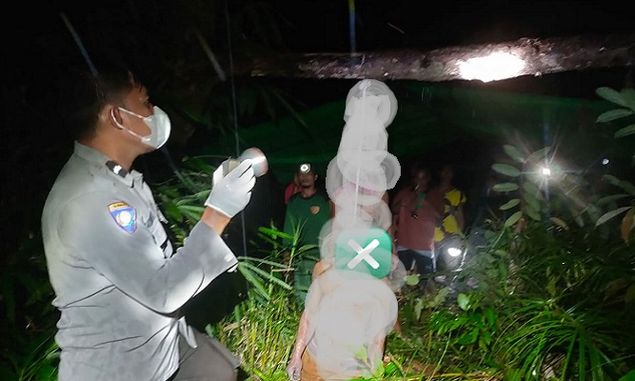 Warga Kuala Behe Heboh Penemuan Pria Tergantung di Dahan Pohon Tengkawang