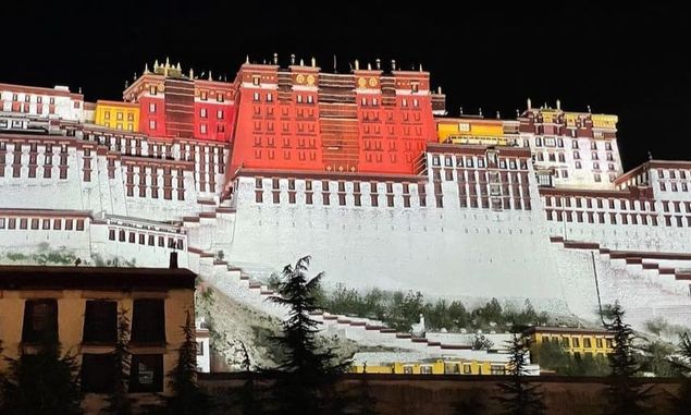China Menutup Istana Potala Setelah COVID-19 Dilaporkan di Tibet