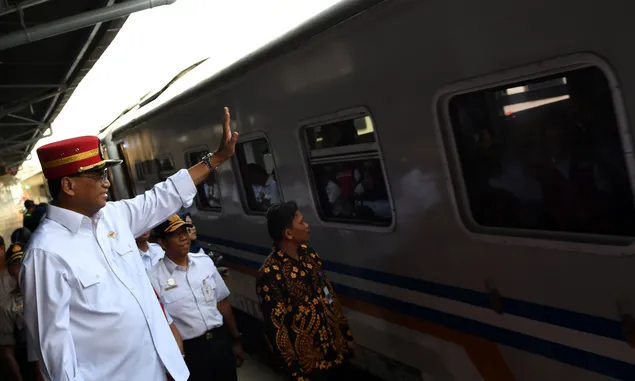 HORE! Pemprov Jateng Adakan Mudik Gratis 2023 Menggunakan Kereta Api, Cek Syarat dan Cara Daftarnya