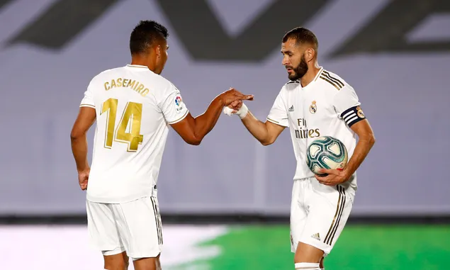 Real Madrid Menang 2-0 atas Alaves, Benzema Cetak Gol Penalti