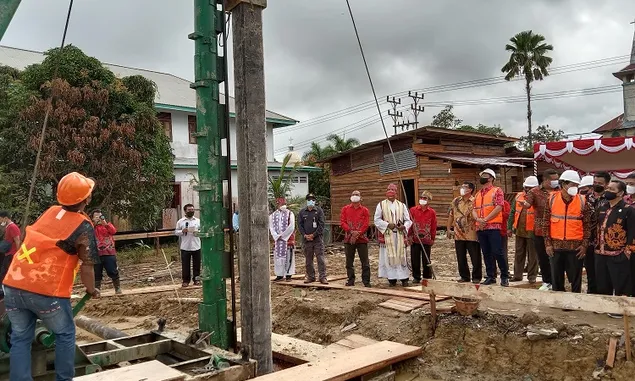 DPRD Kapuas Hulu Ingatkan Pelaksana Pembangunan Gedung Paroki Tepat Waktu
