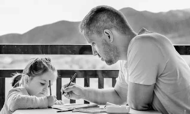 5 Kebiasaan Orang Tua yang Membuat Anak Menjadi Cerdas dan Berkarakter, Hindari Membentak Anak