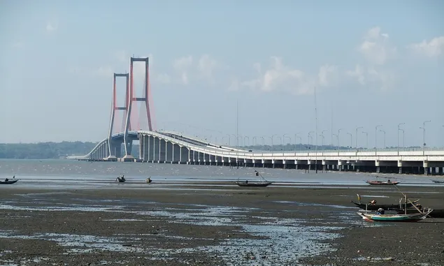 7 Jembatan Paling Angker se-Indonesia, Sundel Bolong Penghuni Jembatan Ini Paling Rajin Menampakkan Diri