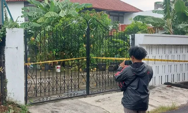 Kronologi Ditemukannya Satu Keluarga Tewas di Perumahan Kalideres Jakarta Barat   