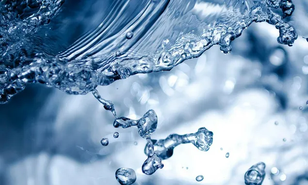 Jenis Air Ada Empat Macam Salah Satunya Air Suci dan Tidak Makruh untuk Bersuci, yaitu Air Mutlak