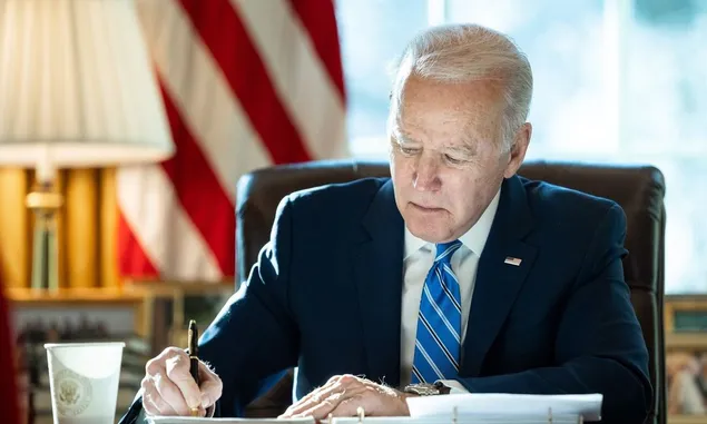 Joe Biden Positif Covid-19, Gedung Putih Ungkap Kondisi Terkini Presiden AS, Jean-Pierre: Alami Gejala yang...
