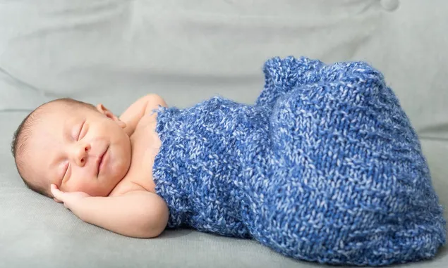 Bayi yang Tersenyum Saat Tidur Pertanda Diajak Main Makhluk Halus? Ini Penjelasan Ilmiahnya!