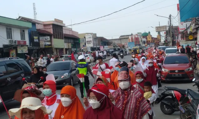 Gelar Flash Mob, PKS Kota Serang Sosialisasikan Hasan Basri Sebagai Calon Walikota