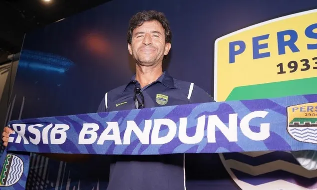 Dikontrak Persib Selama 2 Tahun, Luis Milla: Sekarang Saatnya Kita untuk Bekerja