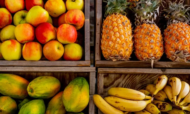 5 Rekomendasi Buah-buahan yang Wajib Dikonsumsi agar Kulit Tidak Kering saat Puasa